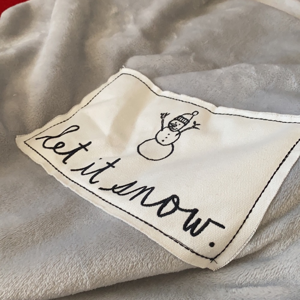 Rae Dunn Twin Sized Blanket With Patch ⛄️ - Picture 2 of 4